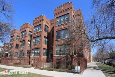 Main picture of 4701 N Albany Ave