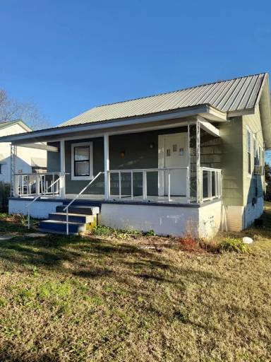 Main picture of 1607 3rd Ave