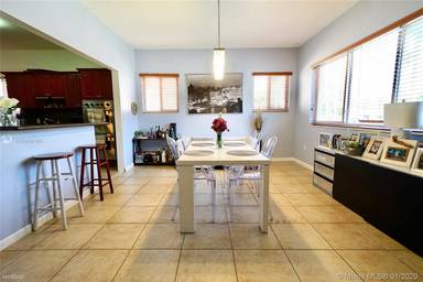 Main picture of Sunny Acres