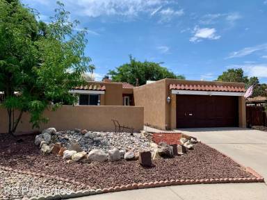 Main picture of 11822 Apache Ave NE