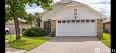 Main picture of 1010 Dawn Ct