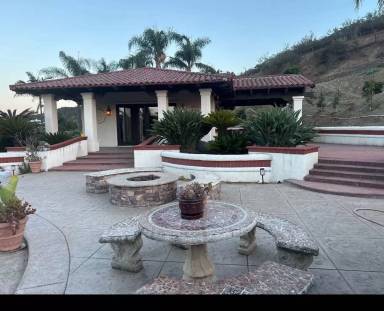 Main picture of 3026 N Twin Oaks Valley Rd