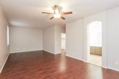 Main picture of 6842 S 26th Pl