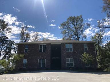Main picture of 124 Thornton Ln