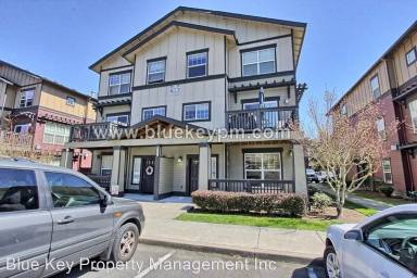 Main picture of 22846 SW Forest Creek Dr