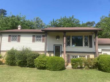 Main picture of 11408 Hillwood Dr SE