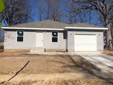 Main picture of 1521 E Dale St