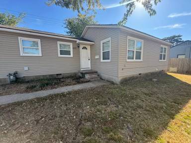Main picture of 2127 S Oswego Pl