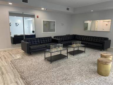 Main picture of Royal Palace Condo