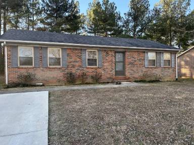 Main picture of 43 Kenway St