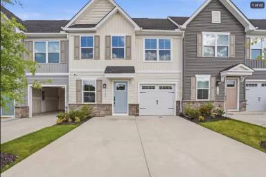 Main picture of 2264 Palm Ct