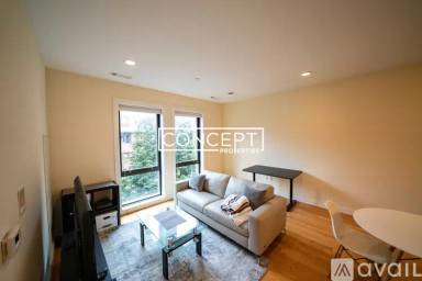 Main picture of 7 Miner St Apartments