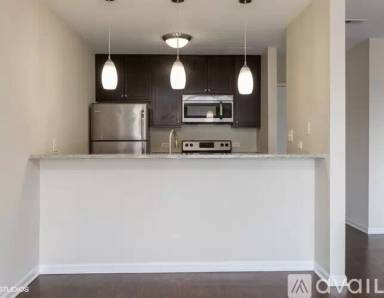Main picture of 1717 North Dayton