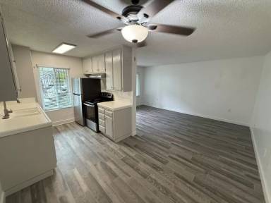 Main picture of 4027 34th St