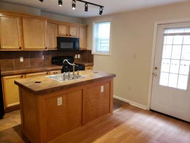 Main picture of 5119 Cypress St