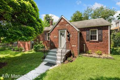 Main picture of 6702 Prince Georges Ave