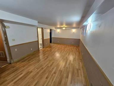 Main picture of 106 12th Ave E