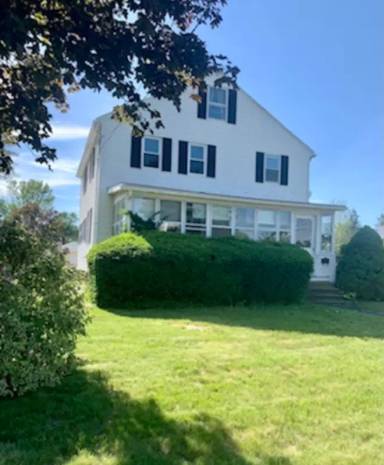 Main picture of 107 Naubuc Ave