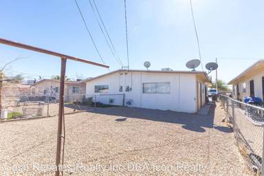 Main picture of 3312 Thomas Ave