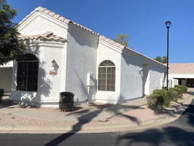 Main picture of 320 S 70th St