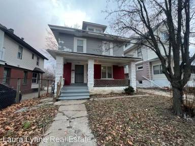 Main picture of 3033 Park Ave