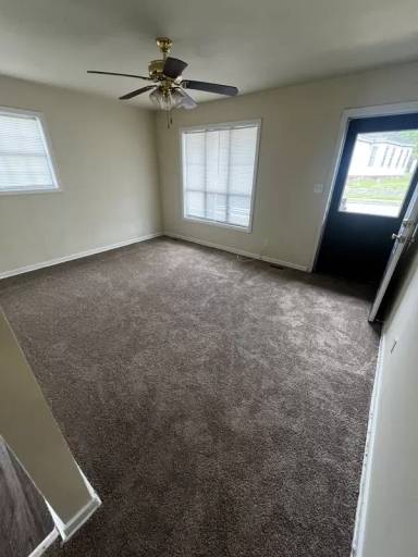 Main picture of 3200 Delaware Ave