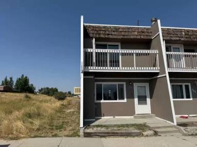 Main picture of 748 Badger Ln