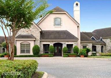 Main picture of Village On The Parkway