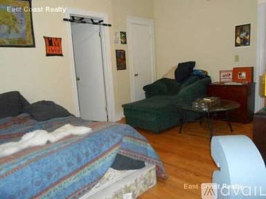 Main picture of 236 Kelton St