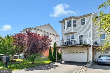 Main picture of 23073 Weybridge Sq