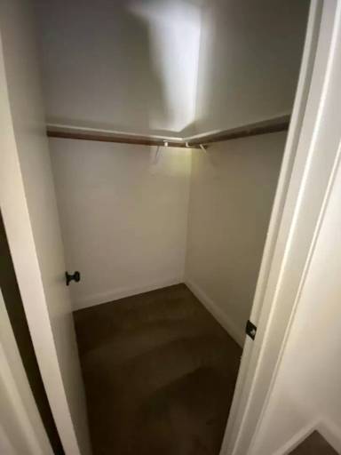 Main picture of 910 W Cameron St