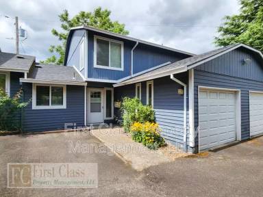 Main picture of 4323 SE 37th Ave