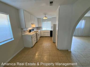 Main picture of 25225 Park Ave