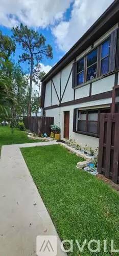 Main picture of 148 Weybridge Cir