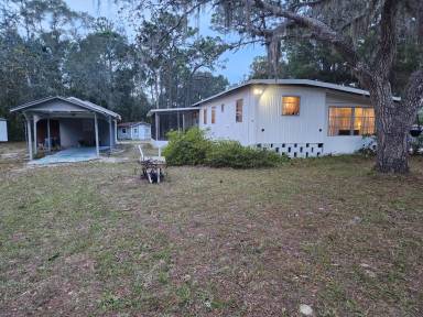 Main picture of 5900 S Oakridge Dr