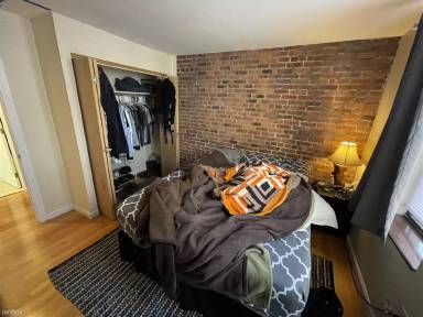 Main picture of 33 Brainerd Rd