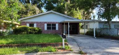 Main picture of 2004 Cecille Ave
