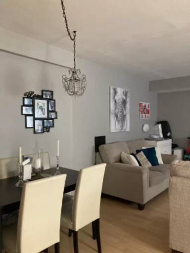 Main picture of 300 Albourne Ave