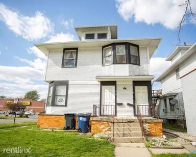 Main picture of 818 Phillips Ave