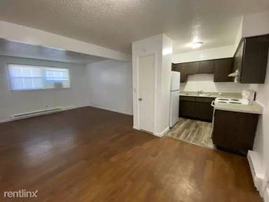 Main picture of 105 John St
