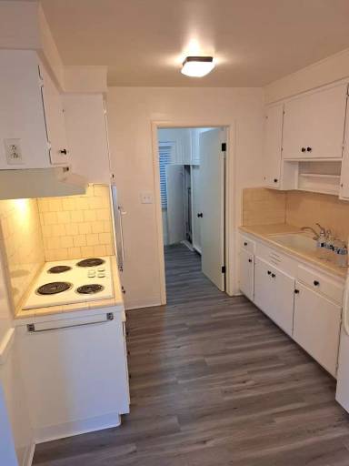 Main picture of 2121 58th St