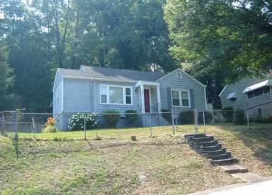 Main picture of 294 Amy Dr NE