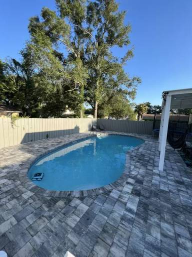 Main picture of 948 Jorick Ct E