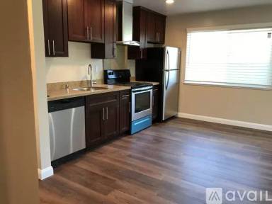 Main picture of 7 Garden Ct
