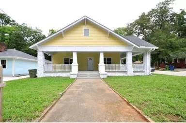 Main picture of 1035 Moreland Ave SE