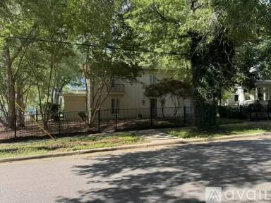 Main picture of 505 Felder Ave