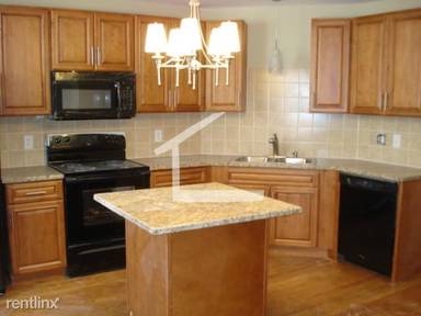 Main picture of 184 Saint Paul St