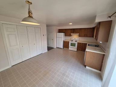 Main picture of 19 Robinson St