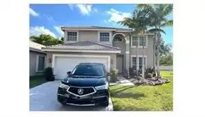 Main picture of 11817 NW 55th St