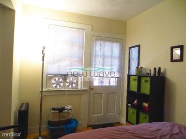 Main picture of 32 Irving St